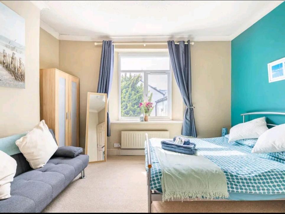 The Mews - Less Than 1Km To City Centre - Stadium - Castle - 10 Min Walk Cardiff Esterno foto